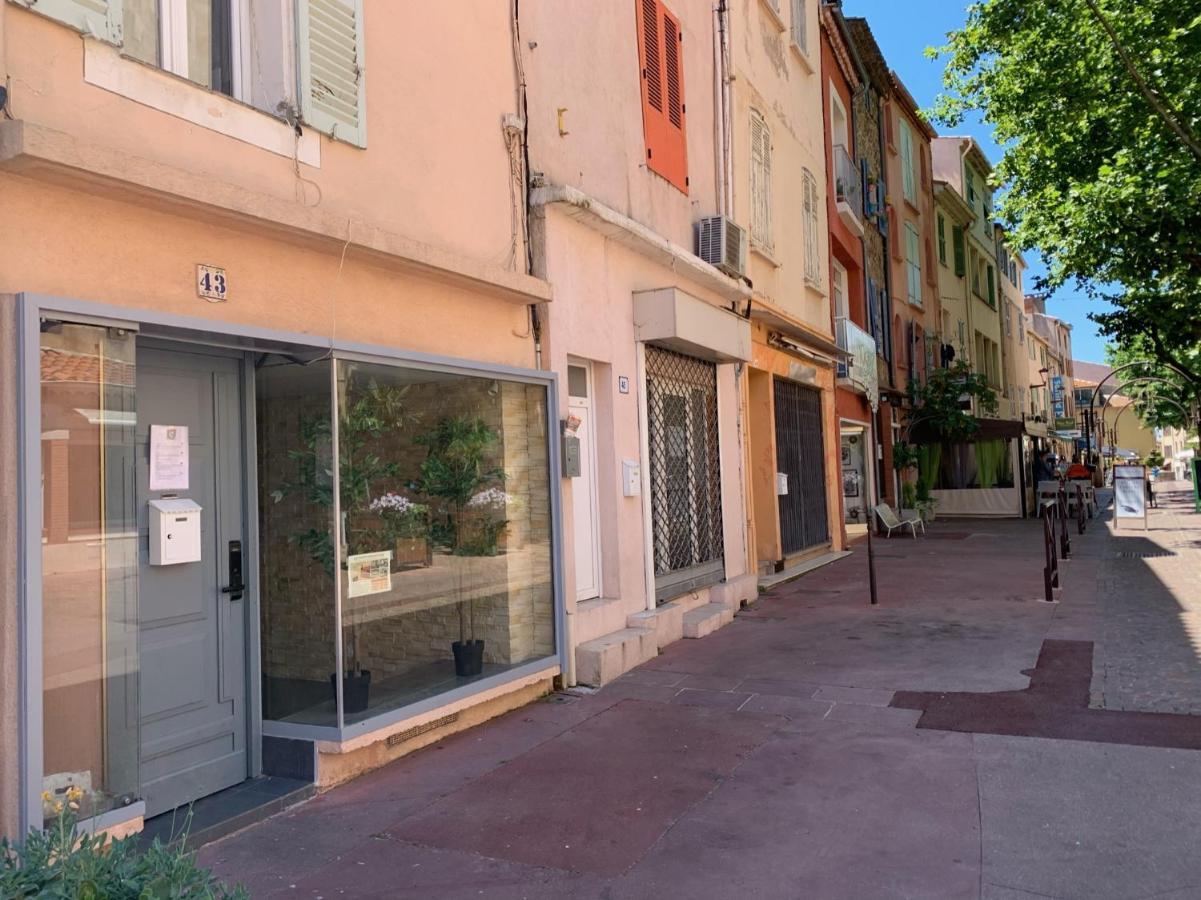 Magnifique Studio Au Coeur Historique De Fréjus Eksteriør bilde